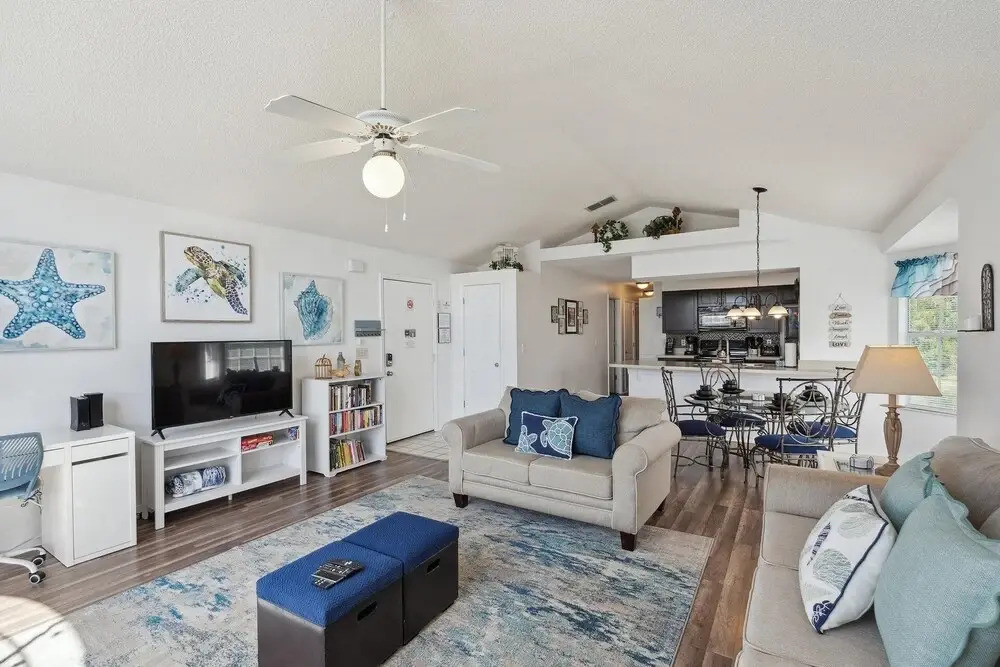 Sweetwater Club 3 Bedroom Condo 7 miles to Disney 3 Condo