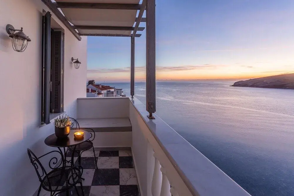 CAMARA SUITES