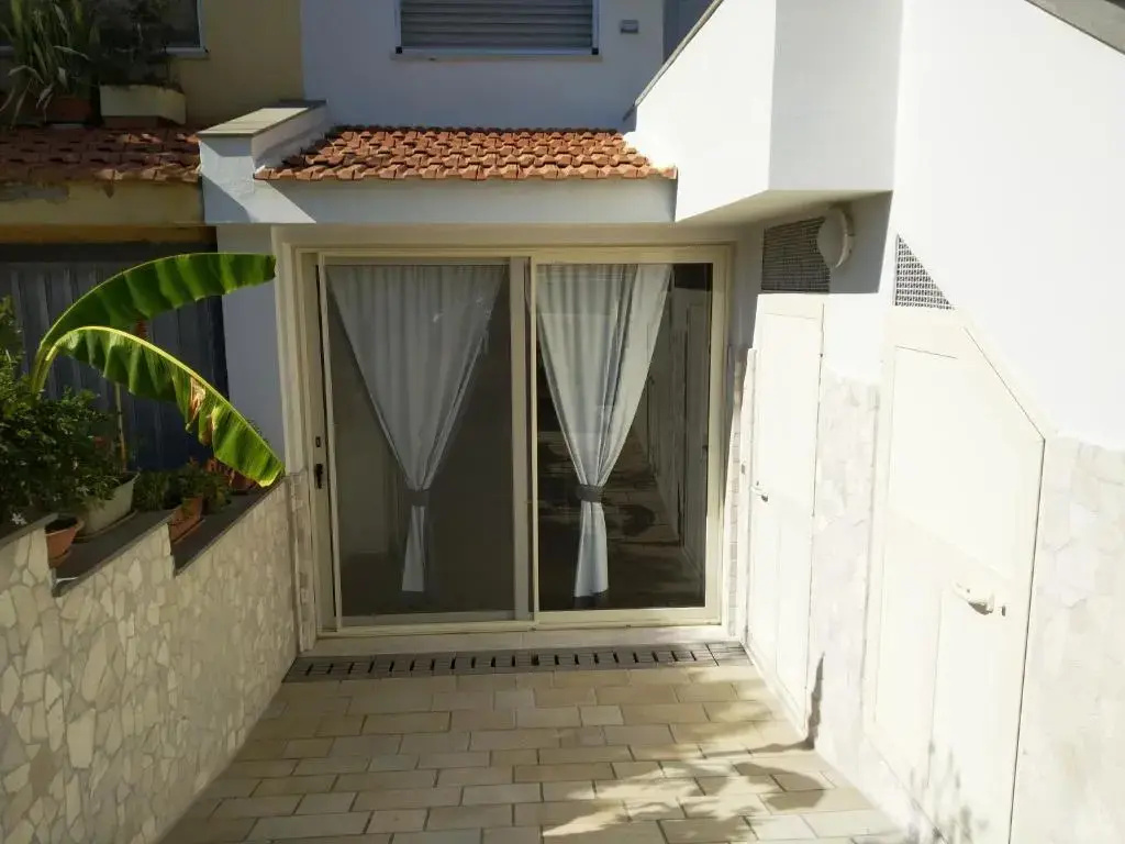 CAMERA con Parcheggio max 3PERS, BAGNO