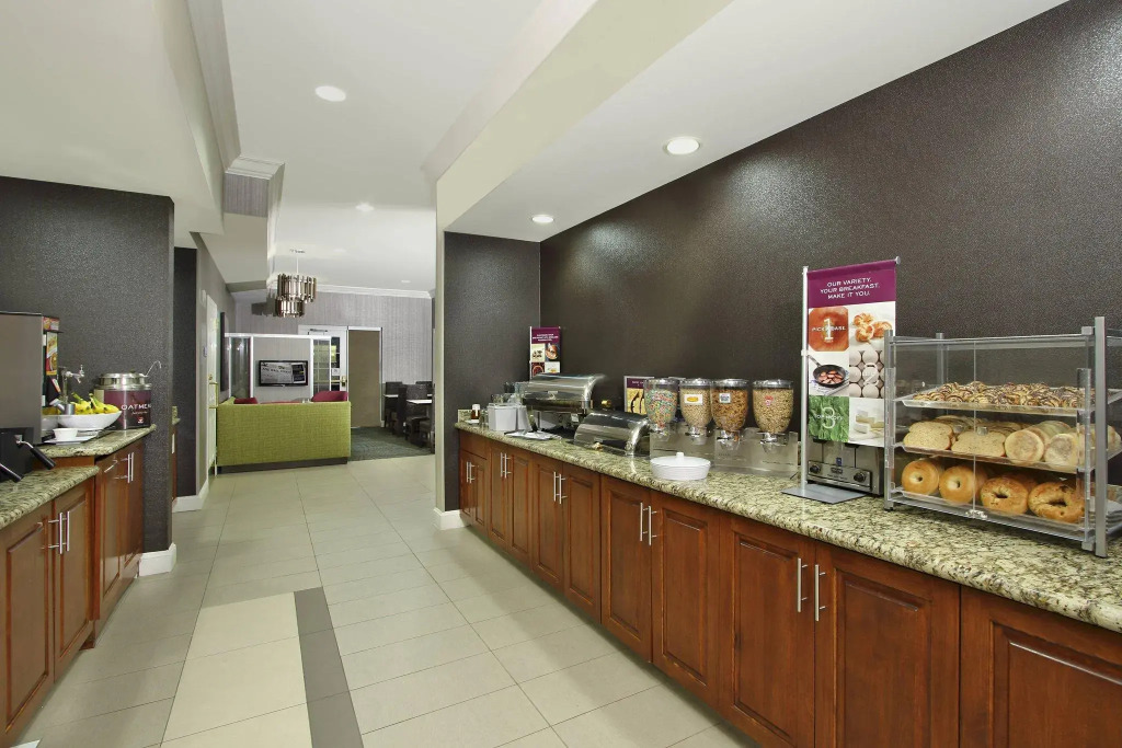Hampton Inn & Suites Colorado Springs-Air Force Academy/I-25 North