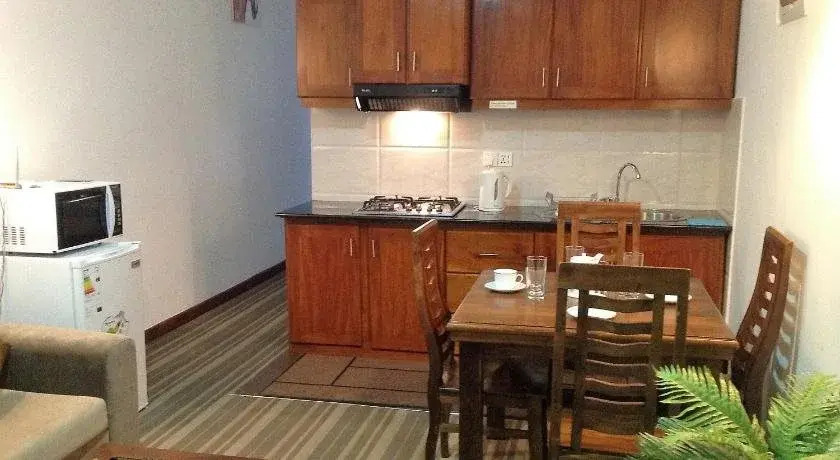 Hiltonia Luxury Apartments (Seagull Residencies)