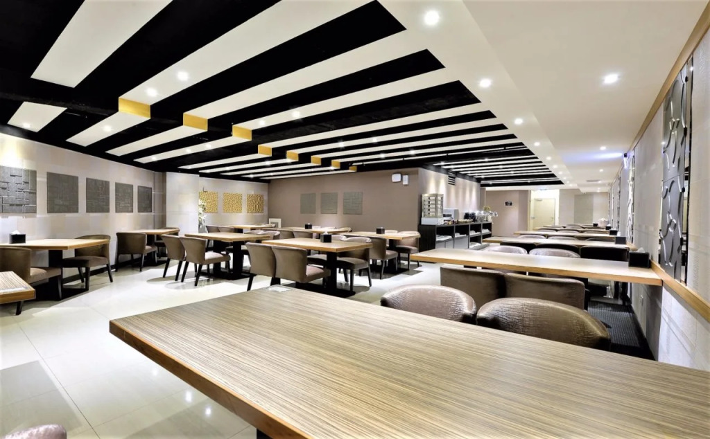 J-HOTEL