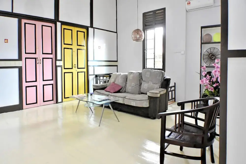 ZEN Rooms Carnarvon Street