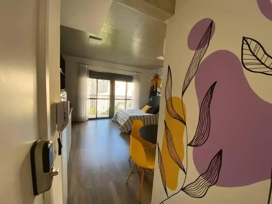 92 New studio next Paulista Av, fast wifi and balcony