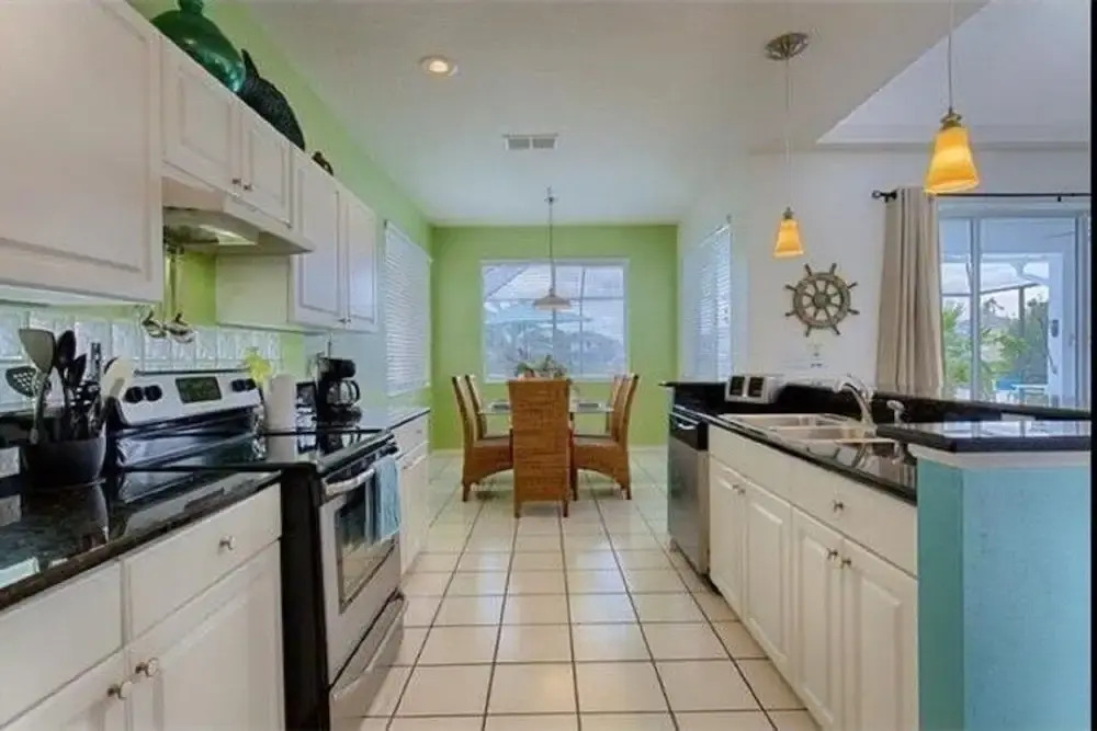 Luxury Villa With Large Private South Facing Pool 4 Bedroom Townhouse by RedAwning