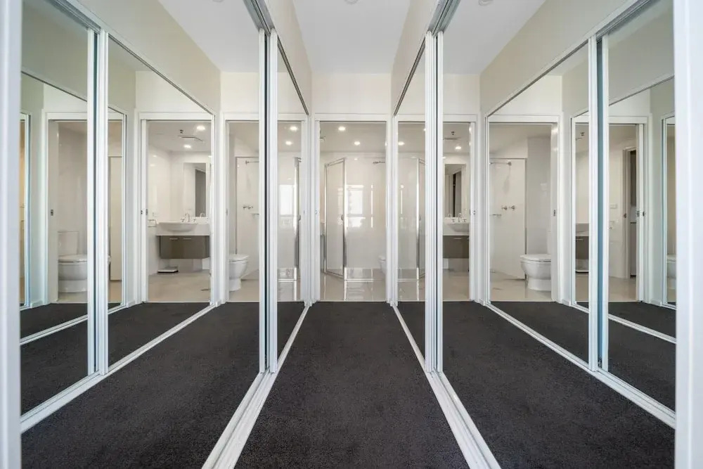 Glorious Central Canberra 1-bed With Pool & Sauna