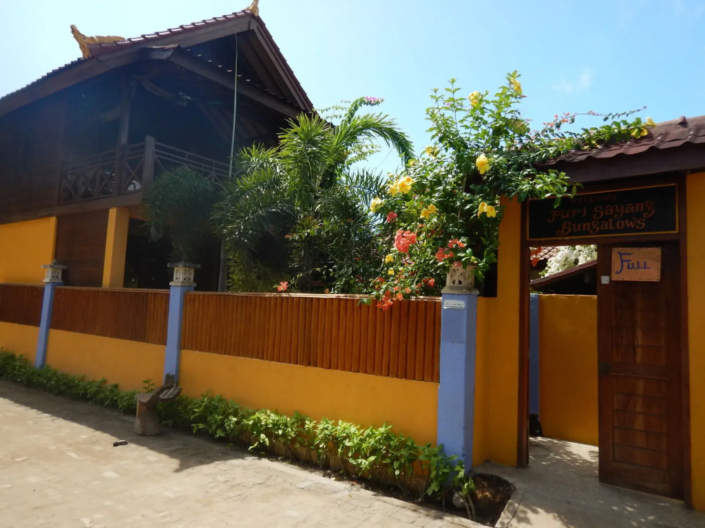 Puri Sayang Bungalows