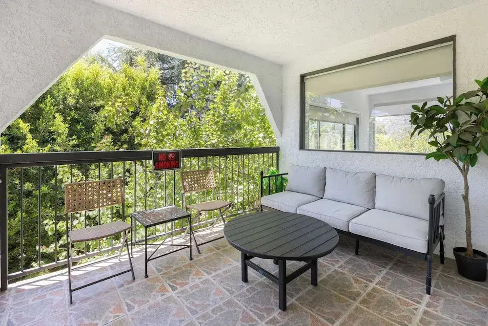 6bdr Modern Oasis w/ Game Room, Outdoor Living & Views! Edendale by Avantstay