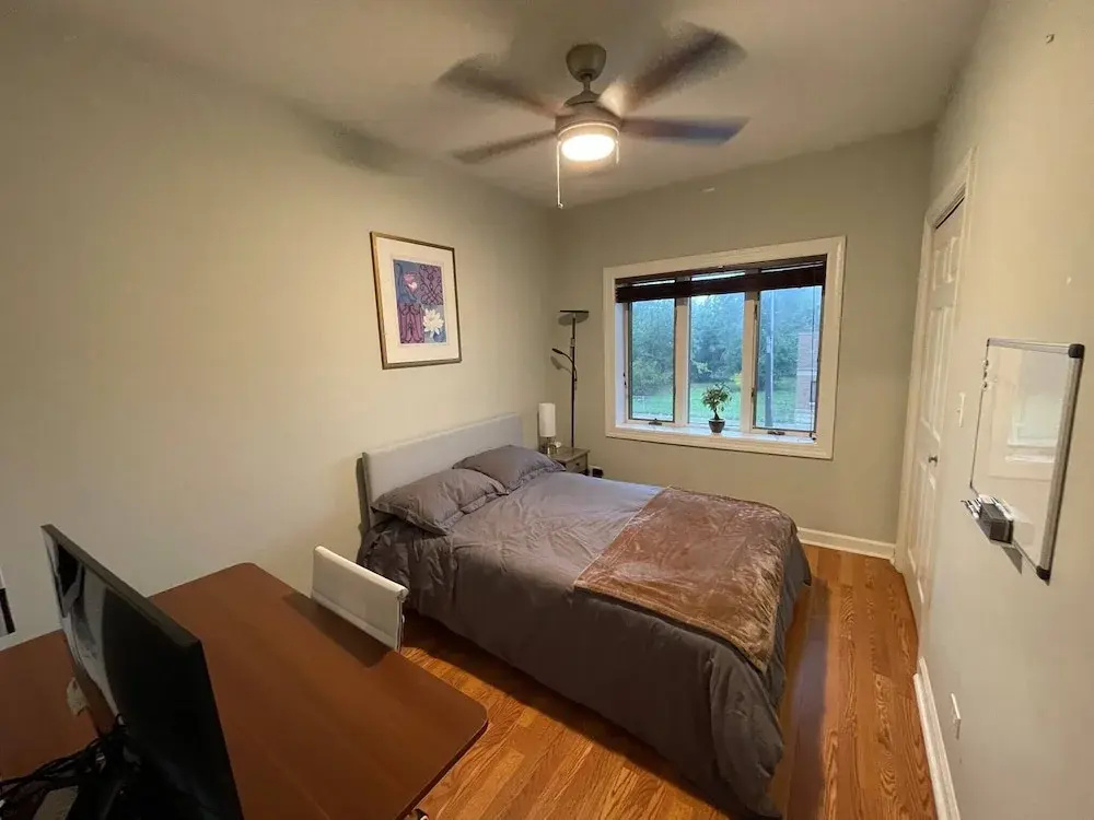 Feel Cozy At Home In Cio A Clean Bright Welcoming Private Updated Room