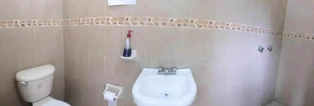 Hostal Tzalahua