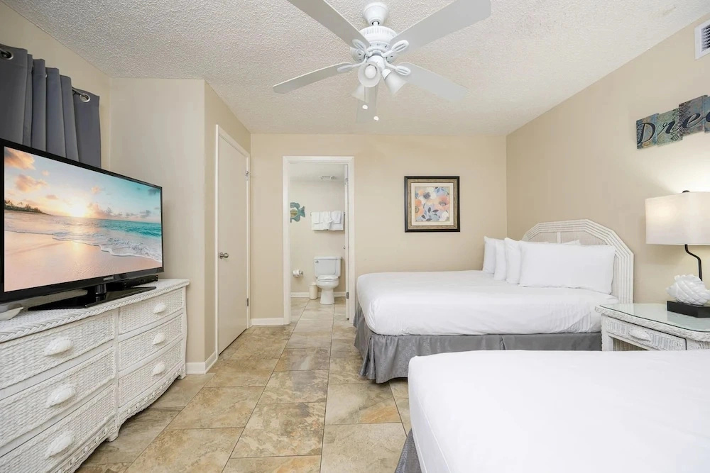Phoenix V 309 2 Bedroom Condo