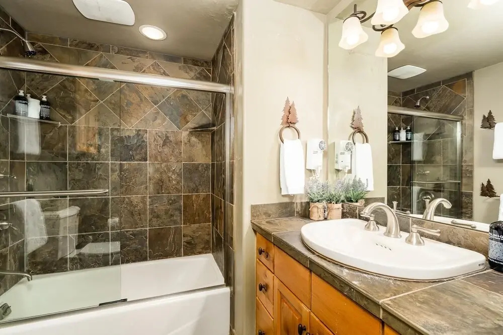 3 Bandit Way 4 Bedroom Home by Moonlight Basin Lodging