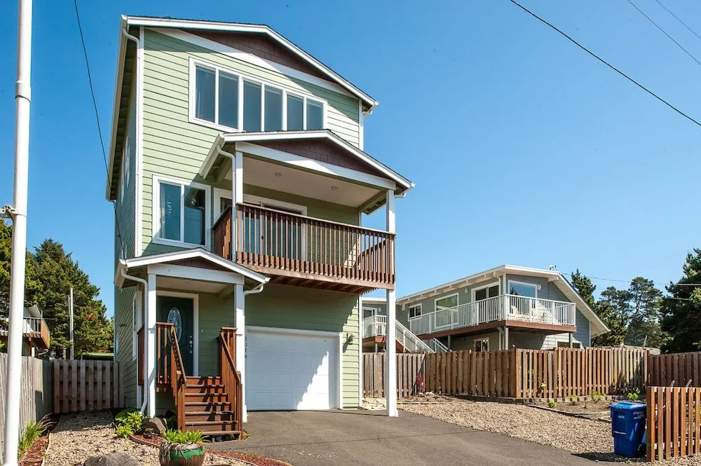 Serenity by the Sea - 3 Br Home