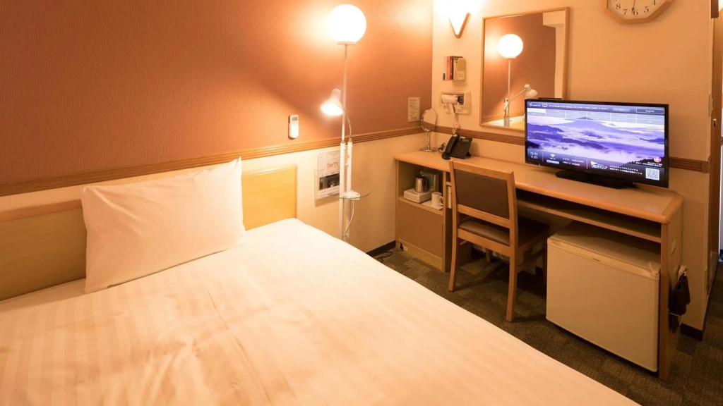 Toyoko Inn Matsuyama Ichibancho