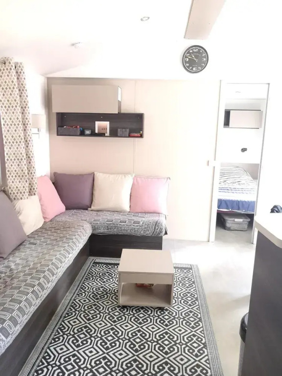 Bungalow With 3 Bedrooms in Saint-brevin-les-pins, With Pool Access, Furnished Garden and Wifi - 30 m From the Beach
