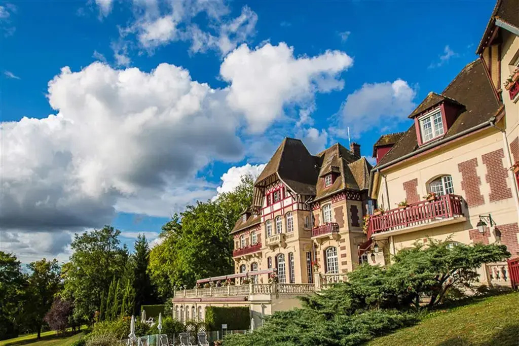 Le Château de la Tour
