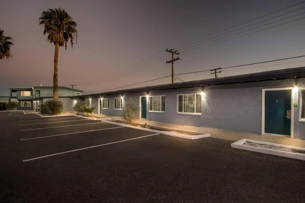 Suburban Studios Ridgecrest near China Lake Naval Station
