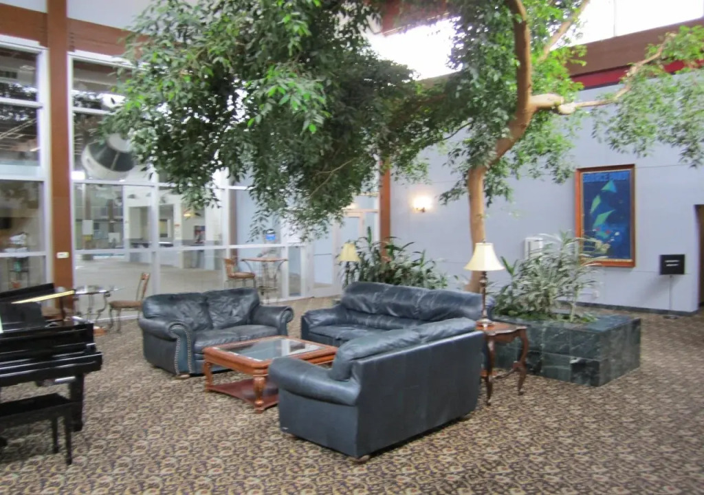 Atrium Hotel and Conference Center