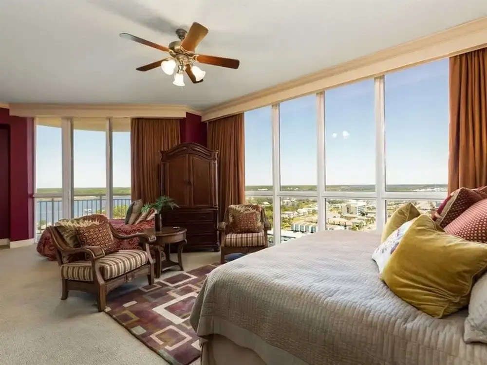 Oceania 13 by Meyer Vacation Rentals