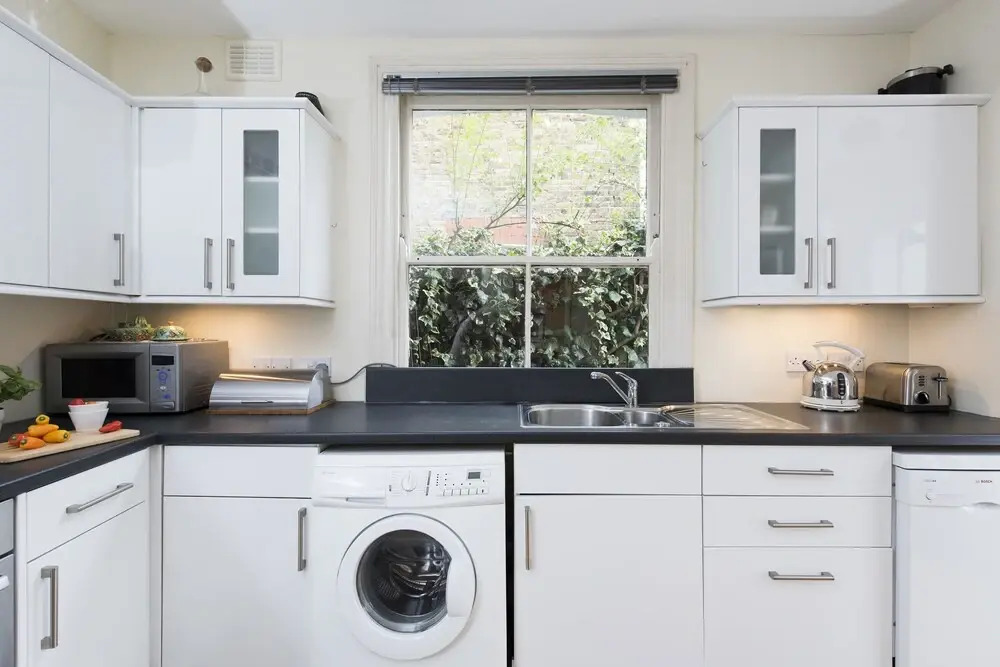 Spacious 1BR Garden Flat in Brixton