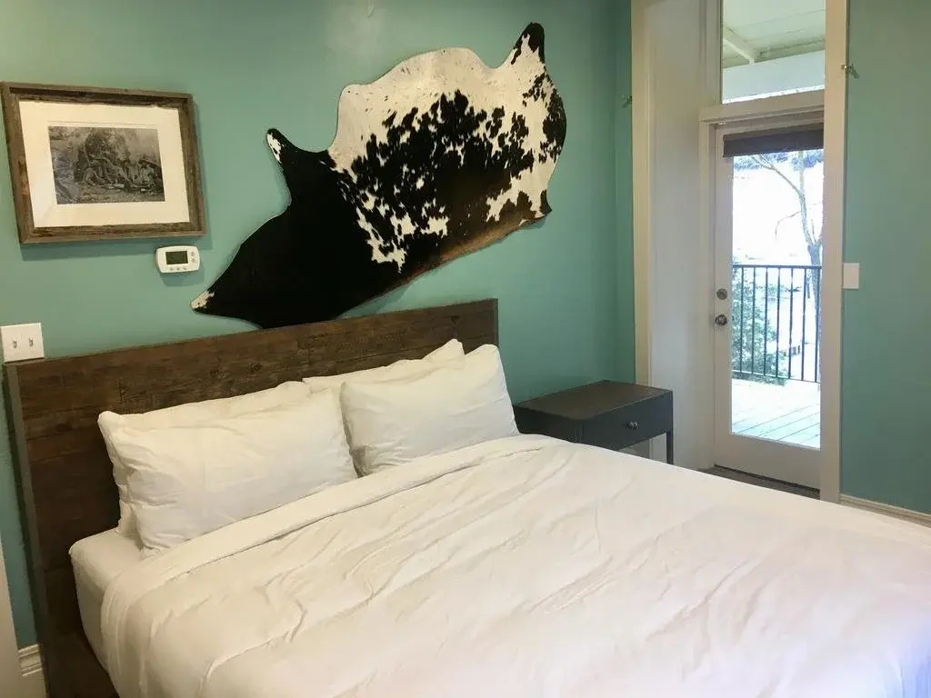The Groveland Hotel