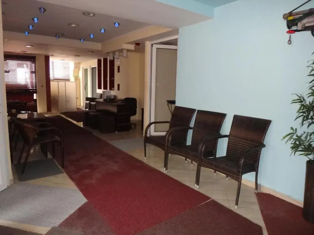 9 Queens Spa Hotel