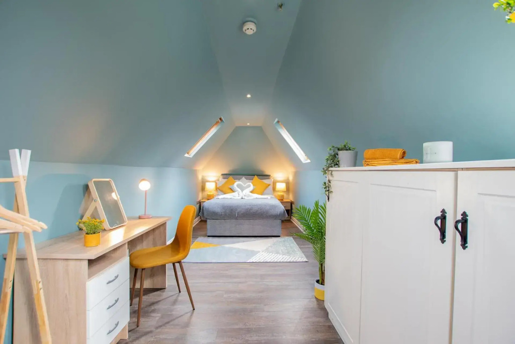 Dublin City Center, 15 Beds, Sleeps 18