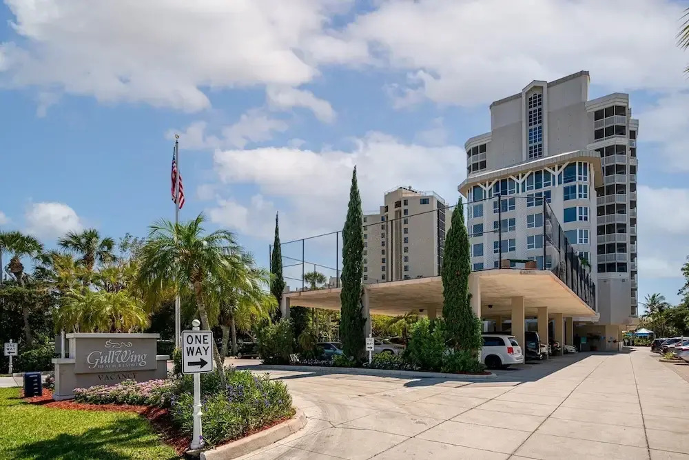 Immaculate Direct Gulf Front 3 Bedroom Condo - Gullwing 505 3 Condo by RedAwning