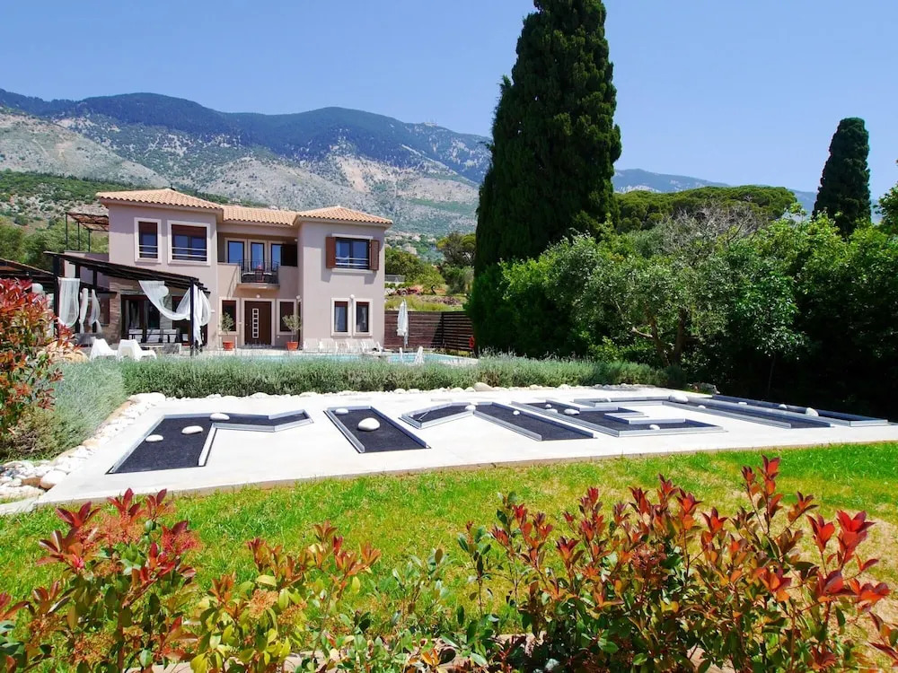 Villa Minetti in Lourdas