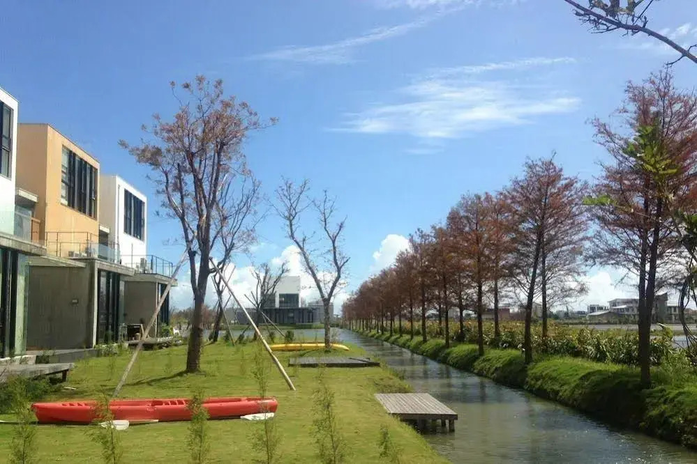 Isle Villa
