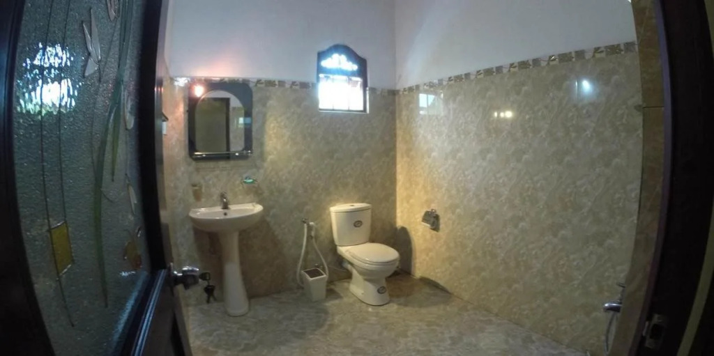 Tiny Royal Palace