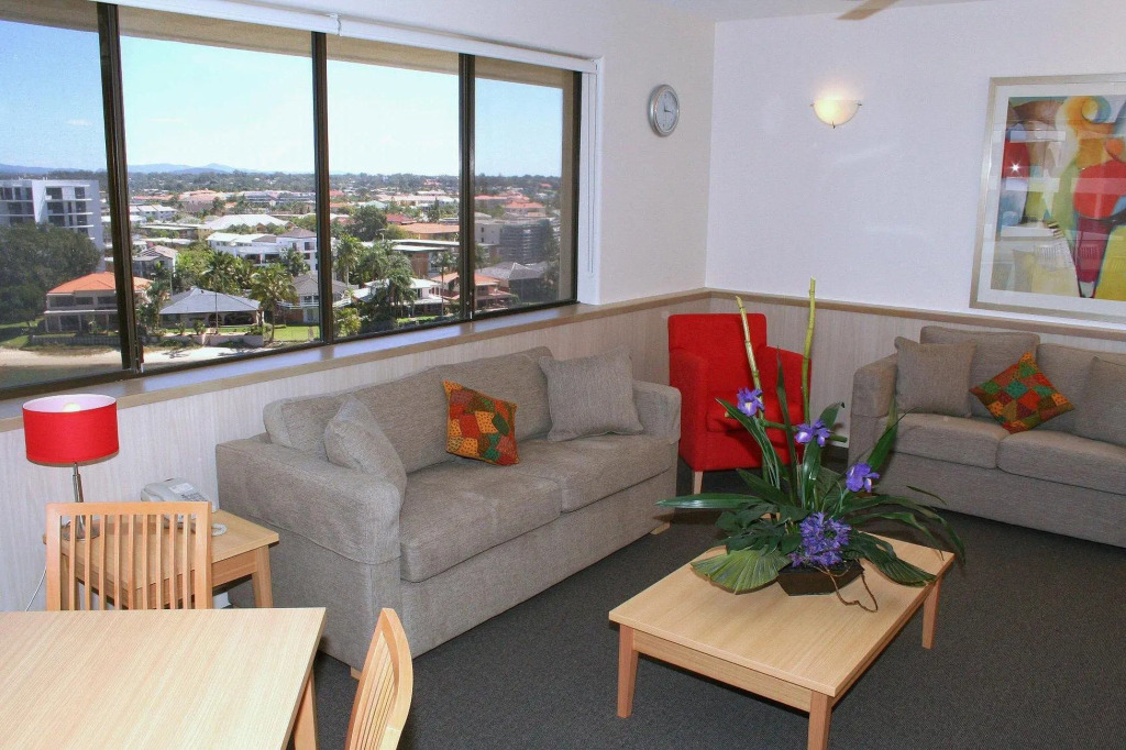 Tiki Hotel Apartments Surfers Paradise