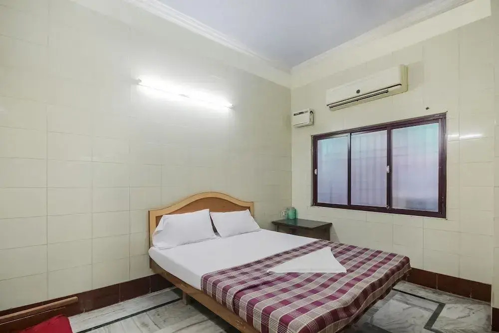 Spot On 46303 Mahalakshmi Inn