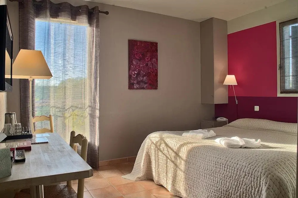 Hôtel La Bastide dIris