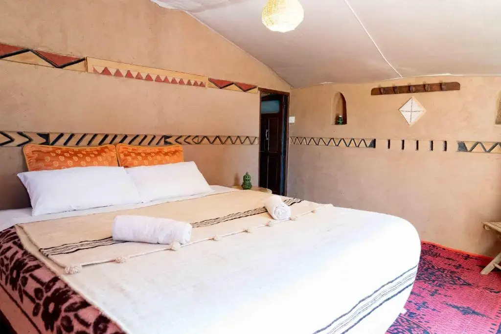Dar Talmoudi ,Traditional Riad, Local Food, Camel , Desert Excursions