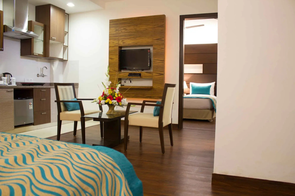 Stately Suites Golf Course Road