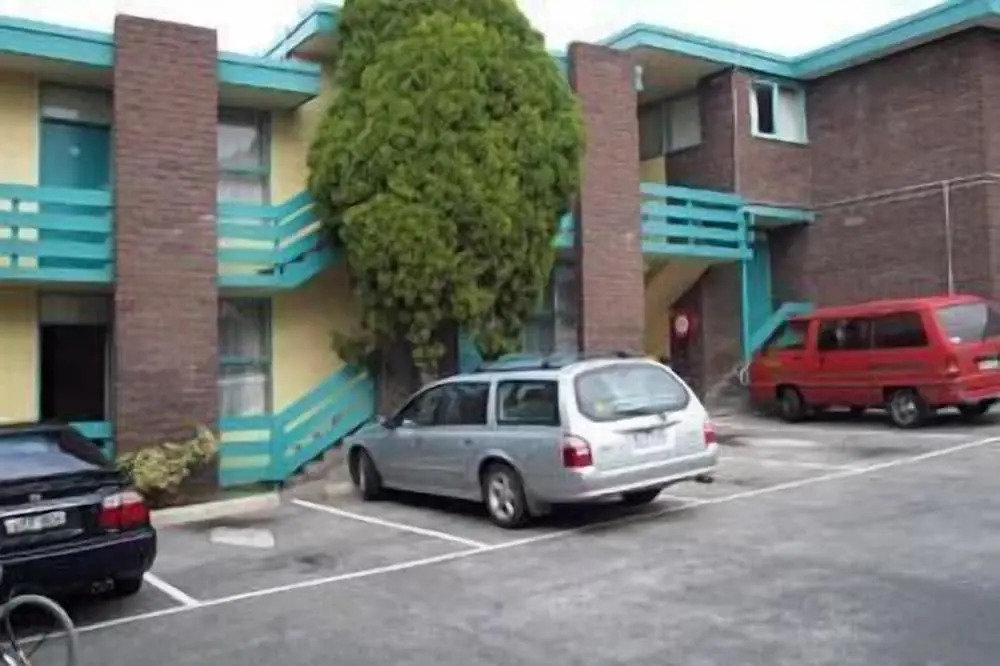 Coburg Motor Inn