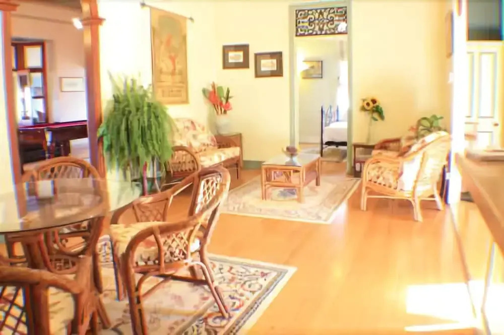Classique Bed & Breakfast
