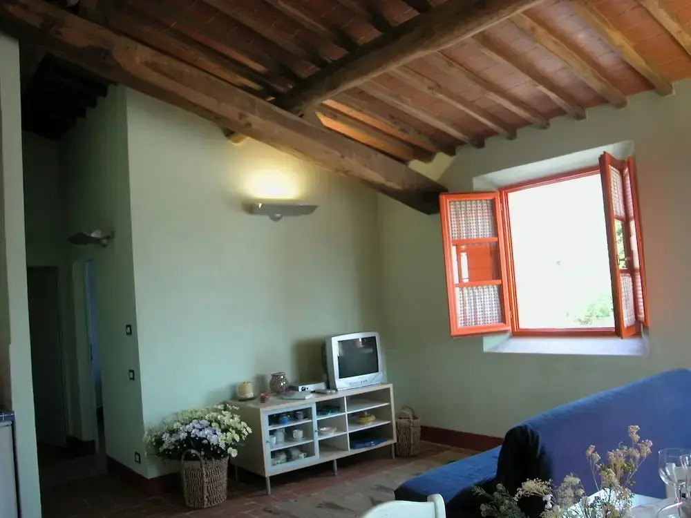 Apartment With Beautiful View in the Crete Senesi