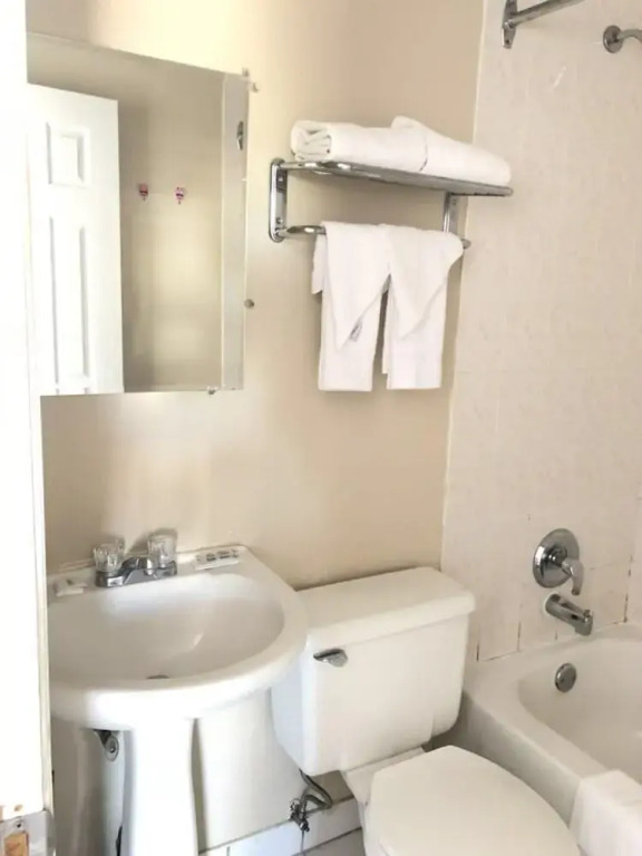 Niagara Inn