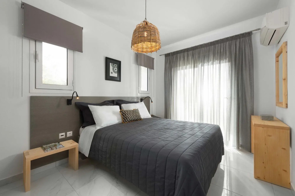 L & C Boutique Apartments