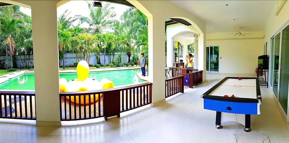 Baan Air Hockey
