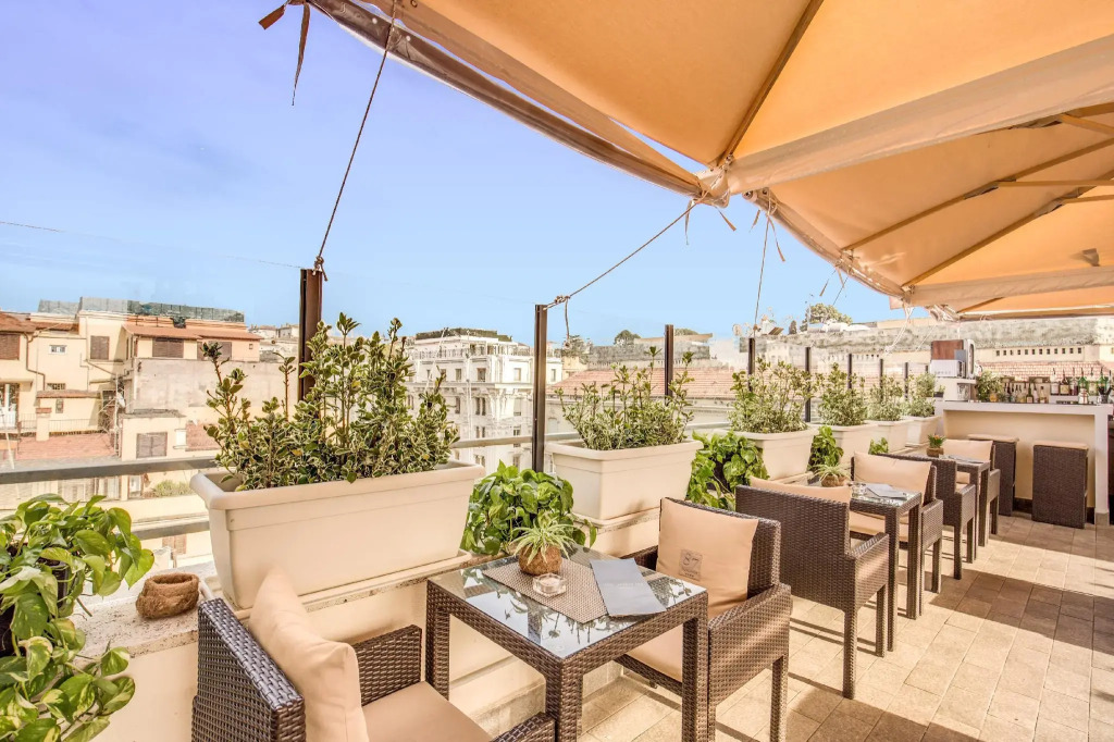 Hotel 87 eighty-seven - Maison dArt Collection
