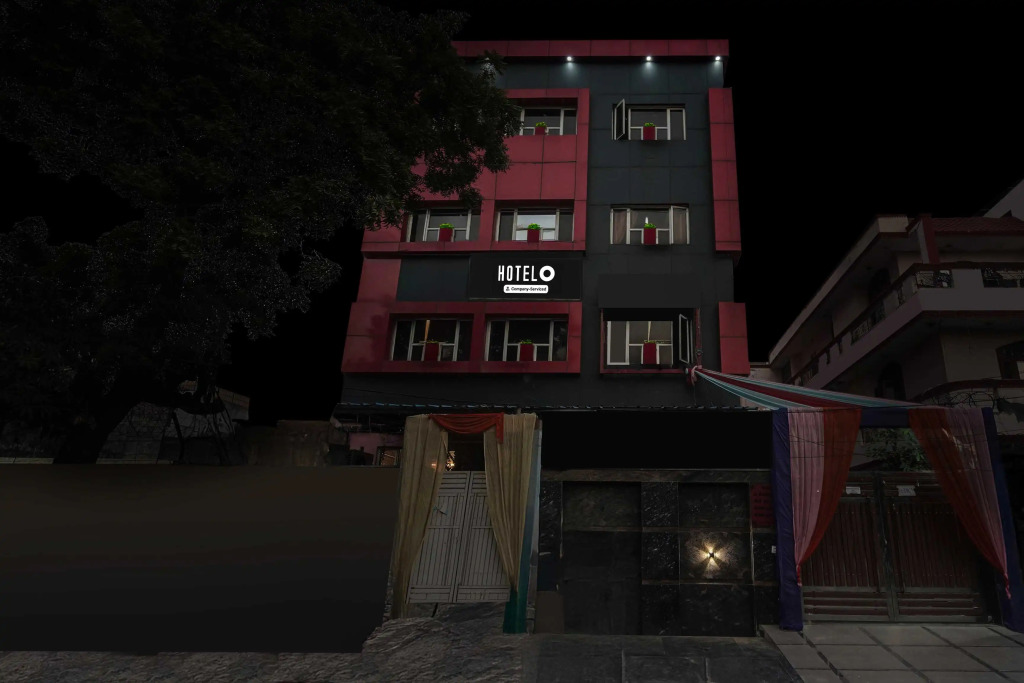 Collection O Maithli Marg Sector 55 Noida