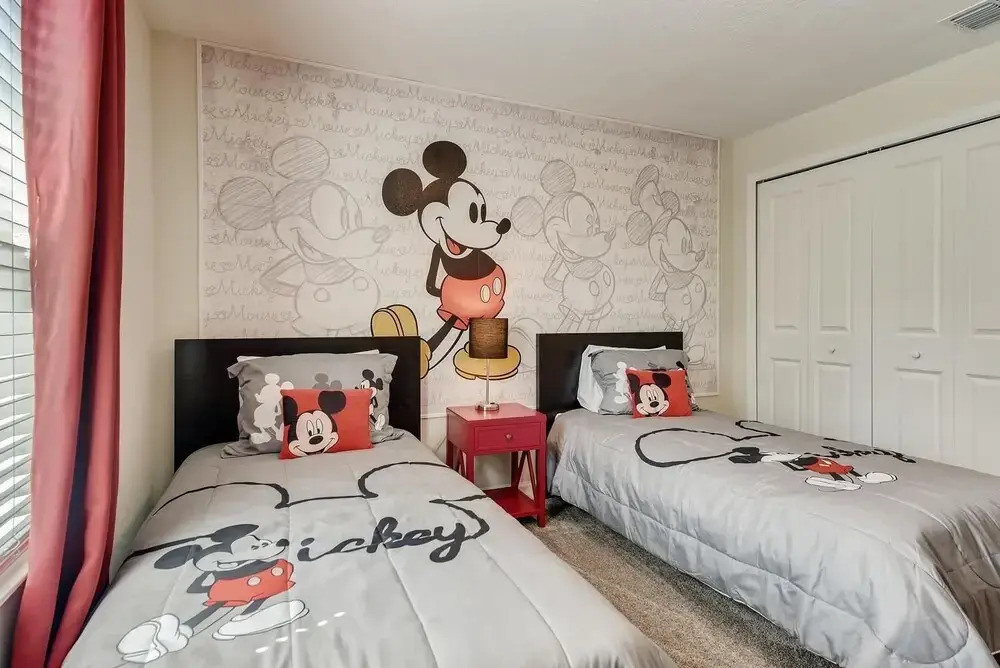 408 OC - Luxe 4BR Townhome Private Pool 11 Guests