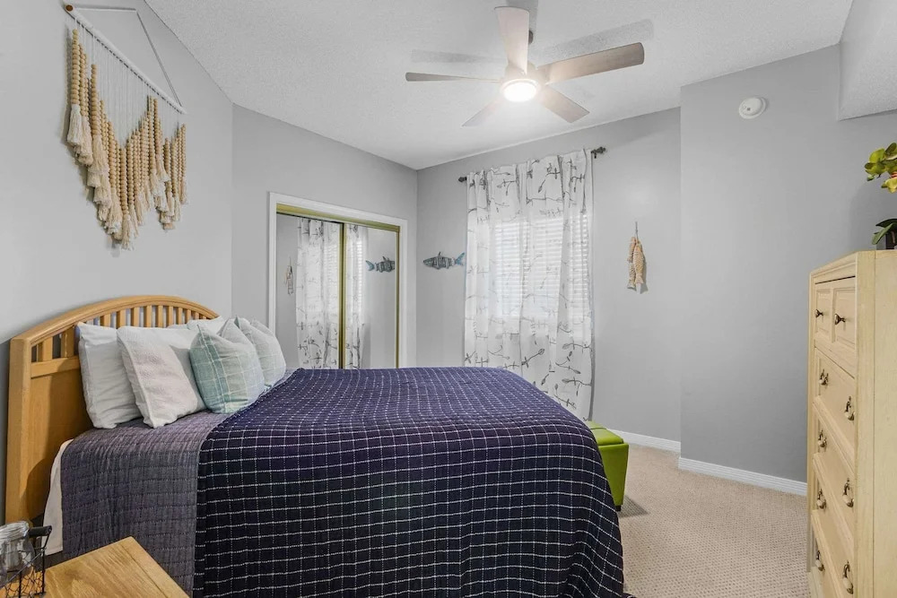 Palms 915- Premier Beachfront Condo 3 Bedrooms Sleeps 8 9th Floor