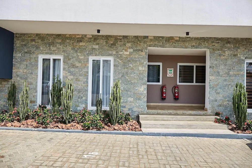 Regal Spaces at Imperial Grove