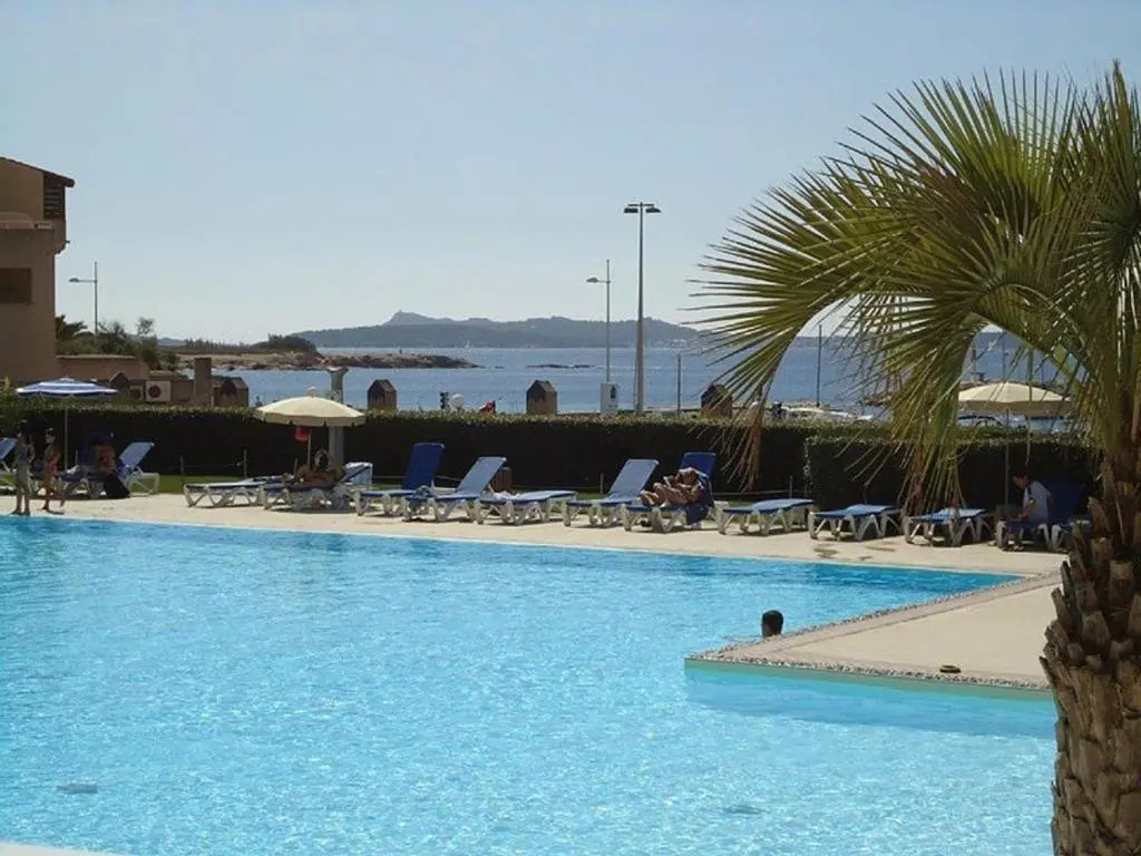 Appartement Six-Fours-les-Plages, 2 pièces, 4 personnes - FR-1-316-244