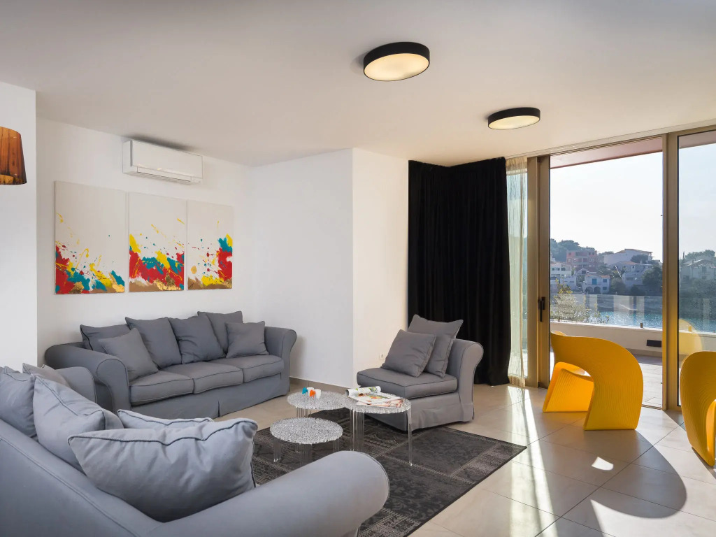 Aparatment house Gloss Primosten