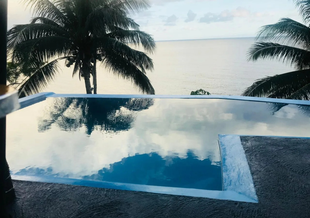 Bintana Sa Paraiso